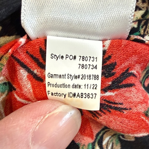 Maurices Multi Colored Floral Black Kimono with Tassels OS - Picture 11 of 11